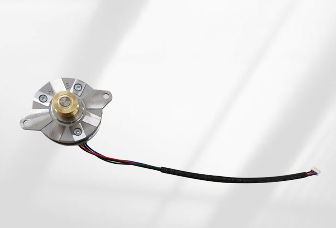 Ultra-thin stepper motor