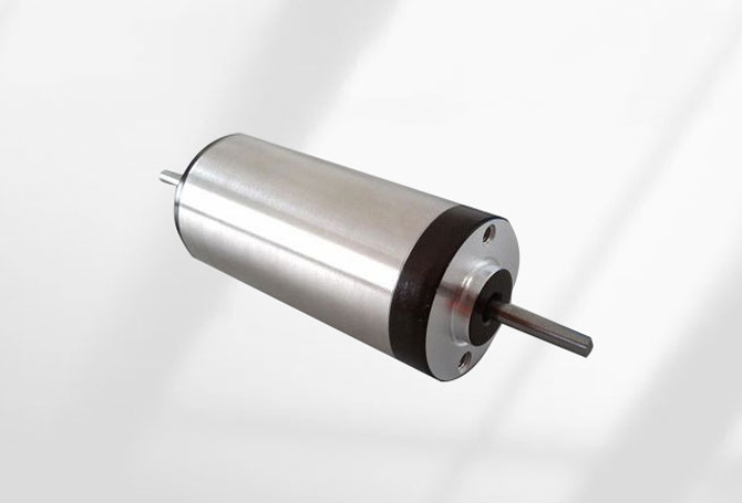 Slotless brushless motor